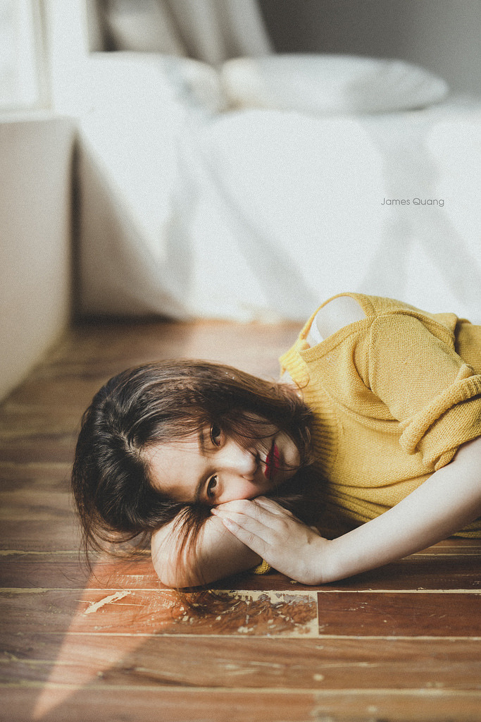 女教师免费看